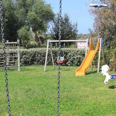 Sardegna Smeralda מלון 3*